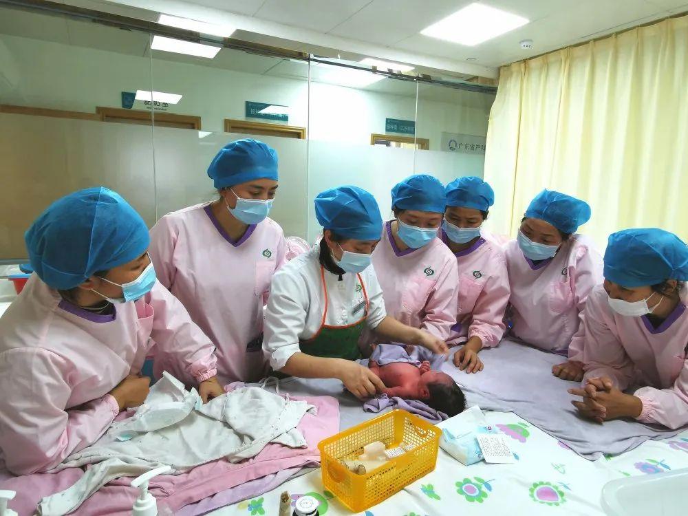 延吉市妇婴监护型护送